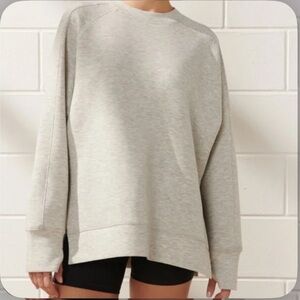 Abercrombie YPB neo knit legging friendly sweatshirt